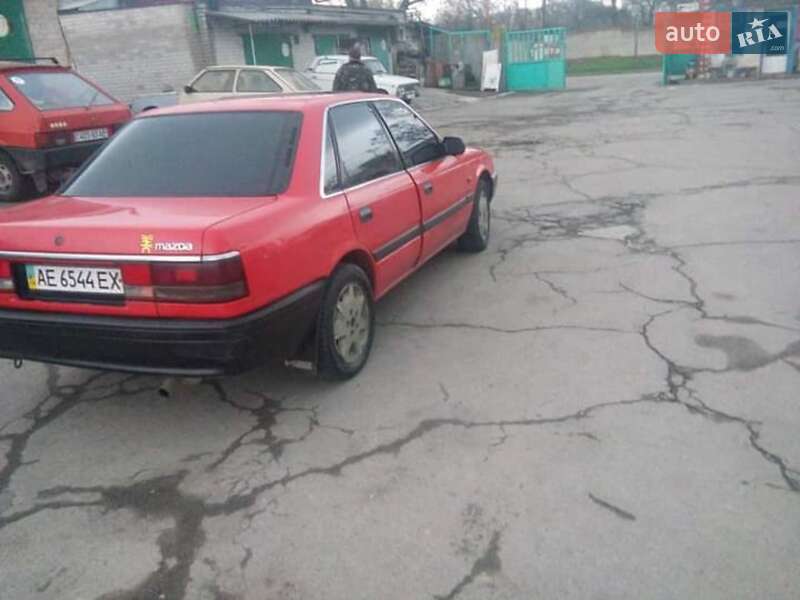 Седан Mazda 626 1988 в Запорожье фото 4 Седан Mazda 626 1988 в Запорожье