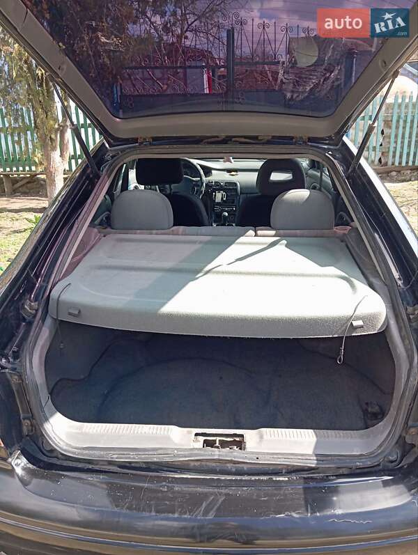 Хэтчбек Mazda 626 1993 в Николаеве фото 5 Хэтчбек Mazda 626 1993 в Николаеве