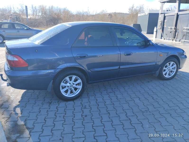 Седан Mazda 626 2002 в Львове
