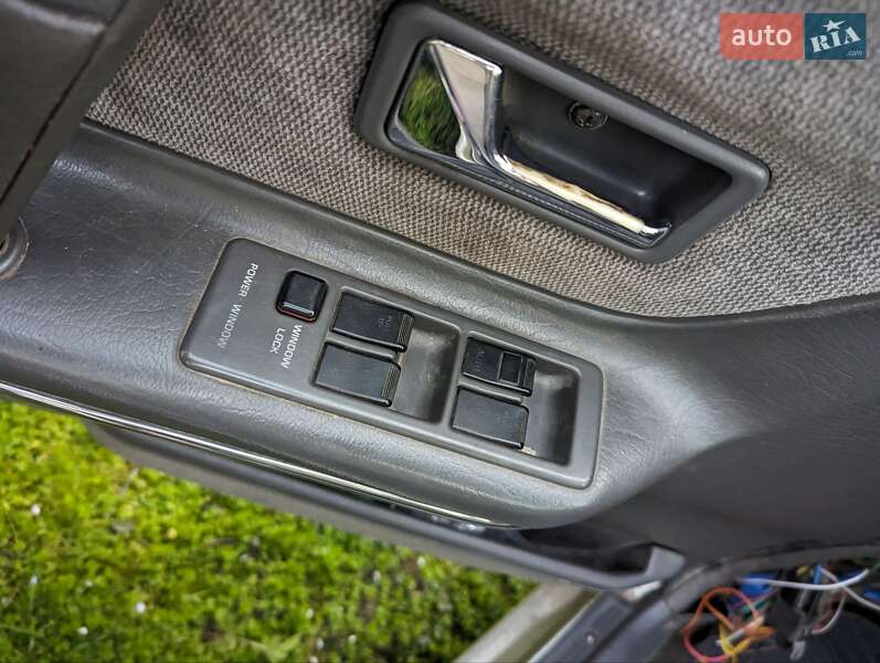 Хэтчбек Mazda 626 1991 в Здолбунове