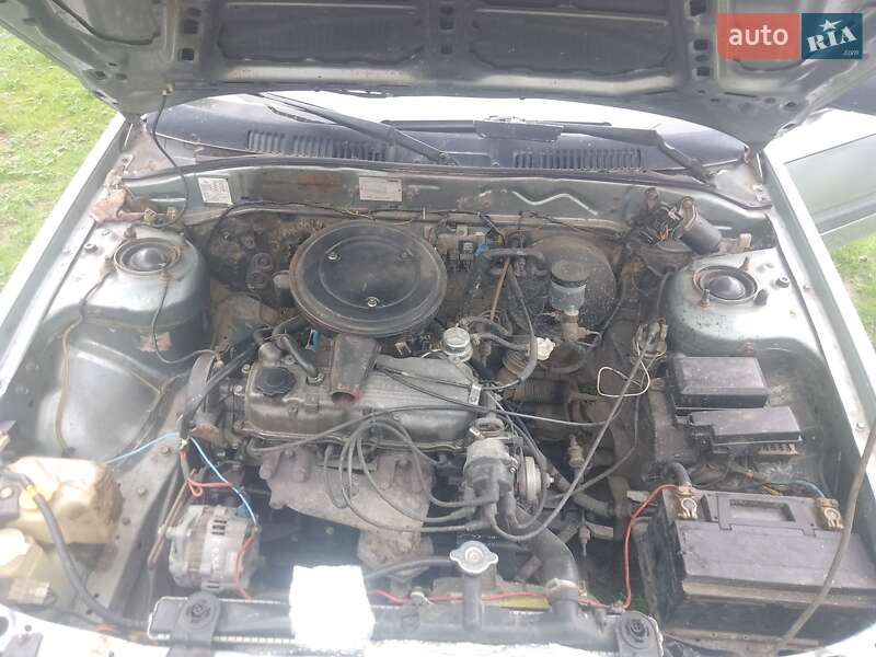 Хэтчбек Mazda 626 1988 в Владимире