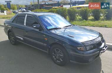 Седан Mazda 626 1999 в 