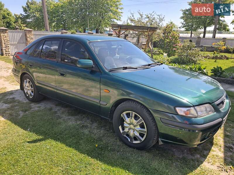 Седан Mazda 626 1999 в Долині
