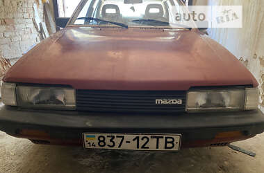 Седан Mazda 626 1987 в Львове