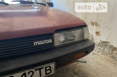 Седан Mazda 626 1987 в Львове