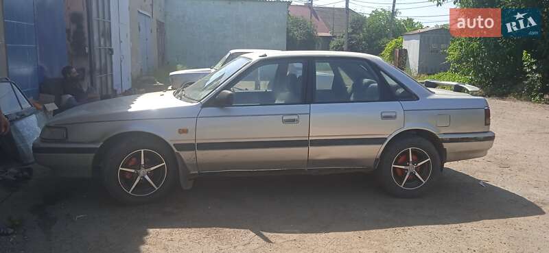 Седан Mazda 626 1990 в Белгороде-Днестровском