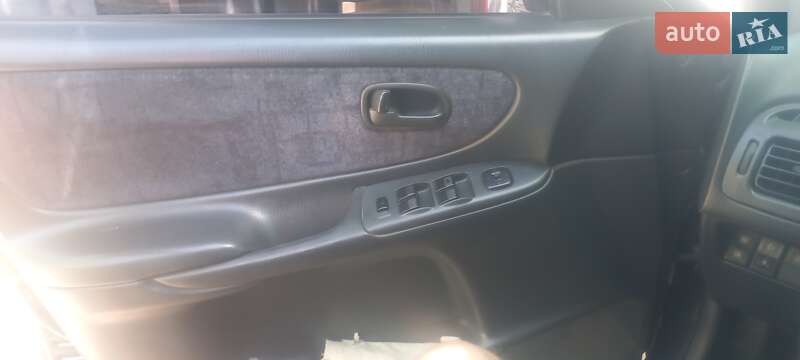 Хетчбек Mazda 626 1999 в Одесі