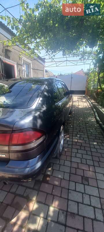 Хетчбек Mazda 626 1999 в Одесі