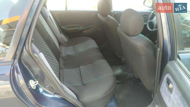 Універсал Mazda 626 1998 в Чернігові