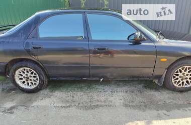 Седан Mazda 626 1995 в Киеве