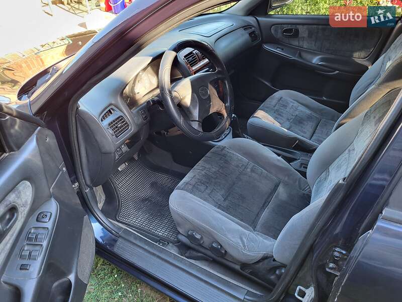Седан Mazda 626 1999 в Полтаві