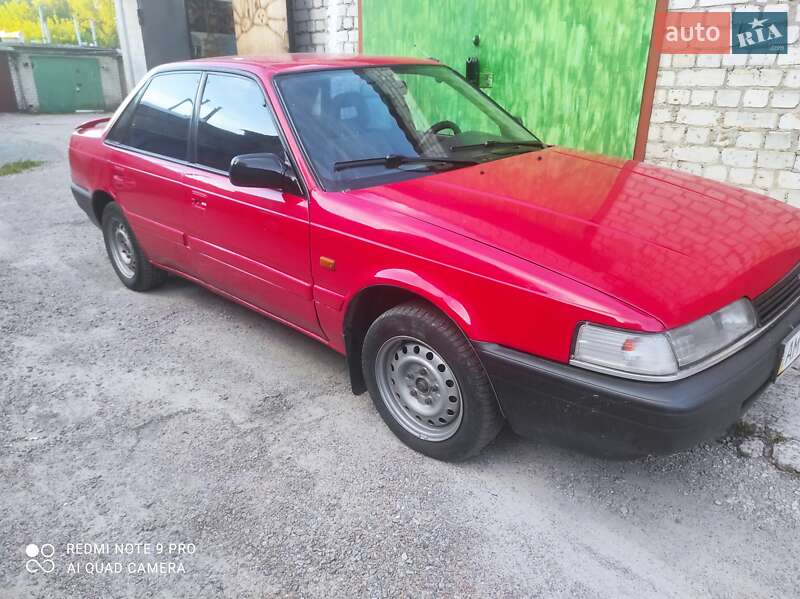 Седан Mazda 626 1991 в Житомирі