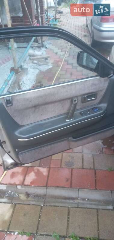 Хетчбек Mazda 626 1991 в Ужгороді