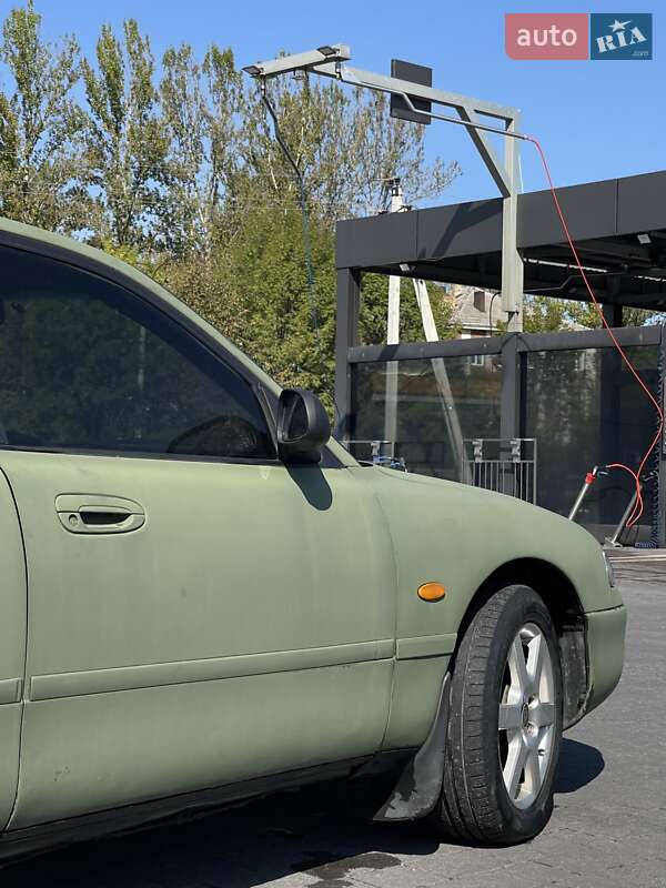 Седан Mazda 626 1992 в Надворной