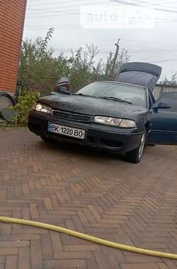 Хэтчбек Mazda 626 1998 в Сарнах