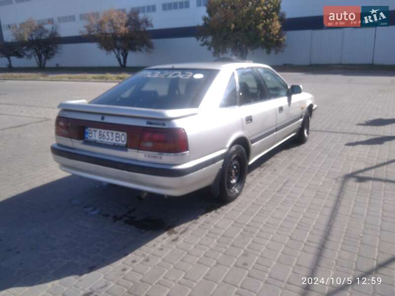 Хэтчбек Mazda 626 1989 в Херсоне