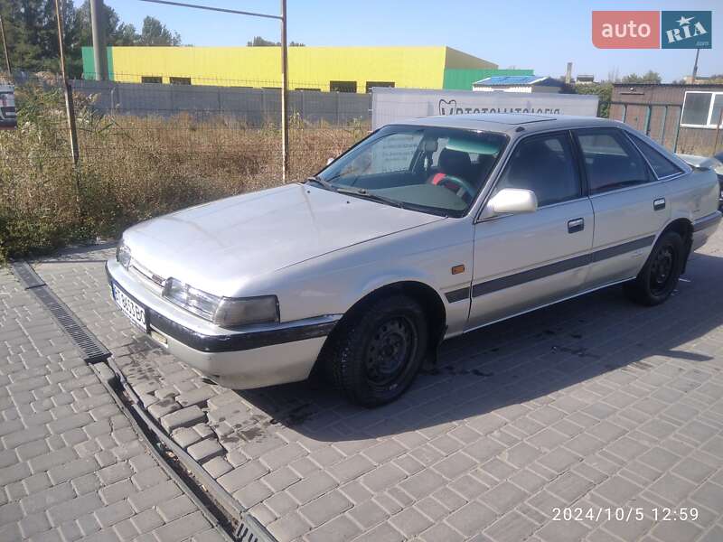 Хэтчбек Mazda 626 1989 в Херсоне