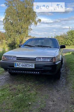 Хетчбек Mazda 626 1989 в Луцьку