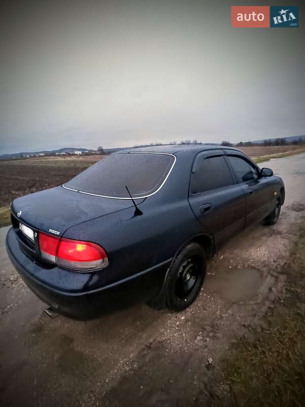 Седан Mazda 626 1996 в Золочеві