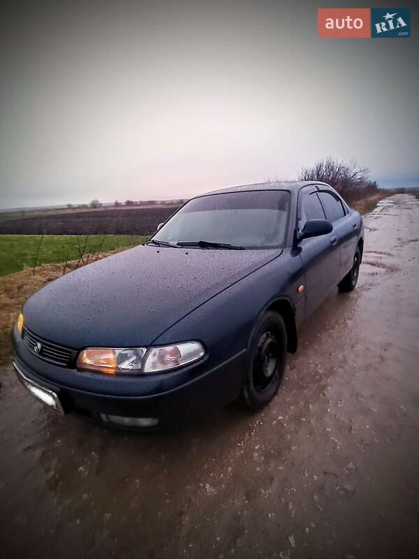 Седан Mazda 626 1996 в Золочеві