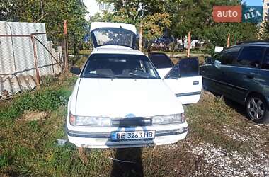 Хэтчбек Mazda 626 1989 в 