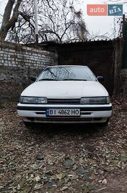 Хэтчбек Mazda 626 1988 в Светловодске