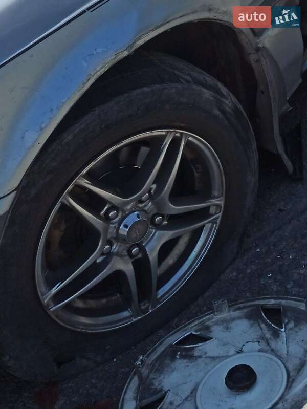 Хэтчбек Mazda 626 1989 в Николаеве фото 10 Хэтчбек Mazda 626 1989 в Николаеве