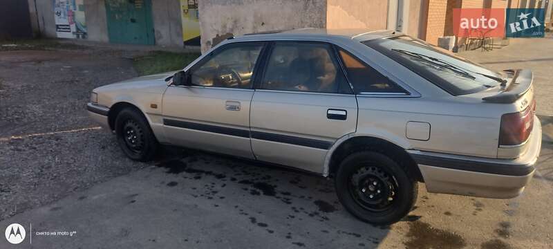 Хетчбек Mazda 626 1989 в Ізмаїлі