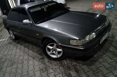 Седан Mazda 626 1990 в Чернівцях