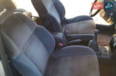 Универсал Mazda 626 1988 в 
