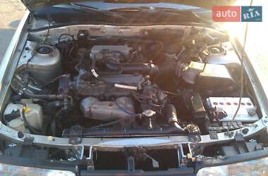 Универсал Mazda 626 1988 в 