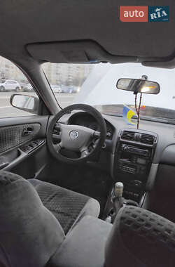 Хэтчбек Mazda 626 2000 в 