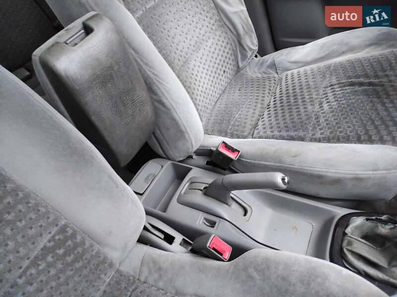 Хэтчбек Mazda 626 2000 в Киеве