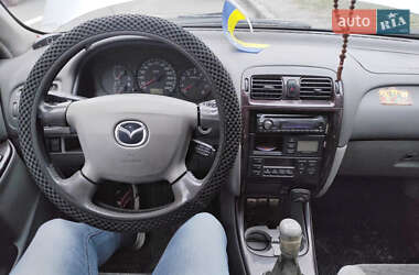Хэтчбек Mazda 626 2000 в 