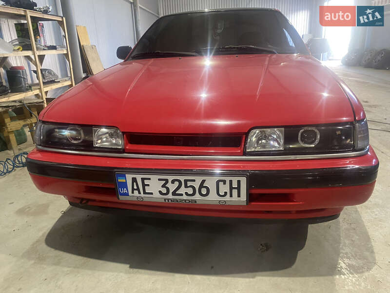 Хэтчбек Mazda 626 1989 в Днепре