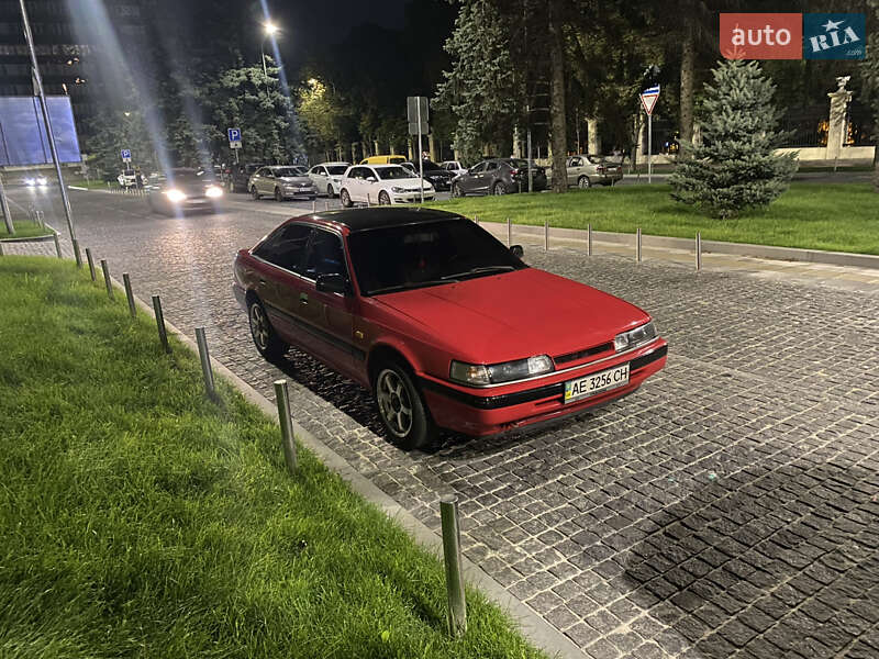 Хэтчбек Mazda 626 1989 в Днепре