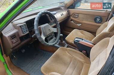Хэтчбек Mazda 626 1985 в 