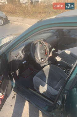 Универсал Mazda 626 2000 в 