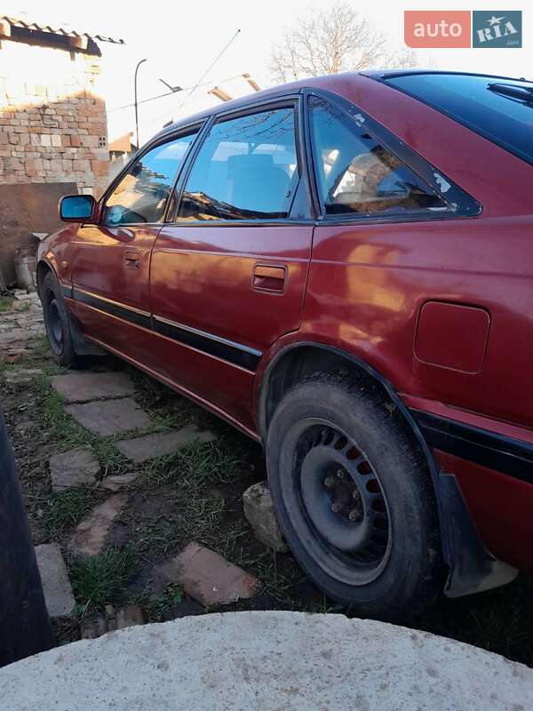 Хэтчбек Mazda 626 1991 в Черновцах фото 3 Хэтчбек Mazda 626 1991 в Черновцах