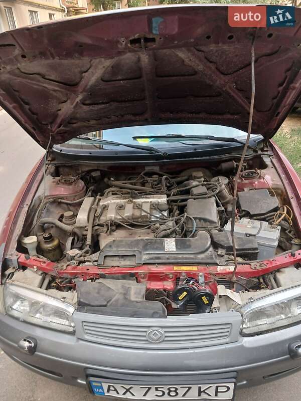 Седан Mazda 626 1992 в Харкові