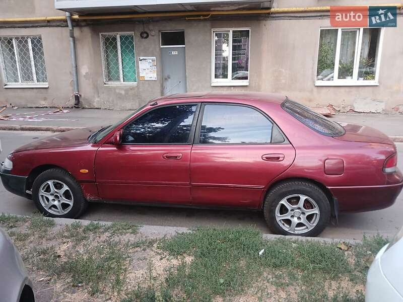 Седан Mazda 626 1992 в Харкові