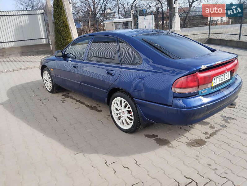 Хэтчбек Mazda 626 1995 в Косове
