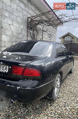 Седан Mazda 626 1992 в 
