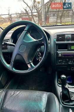 Седан Mazda 626 1998 в 