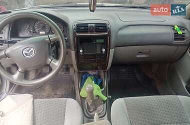 Хетчбек Mazda 626 2001 в 