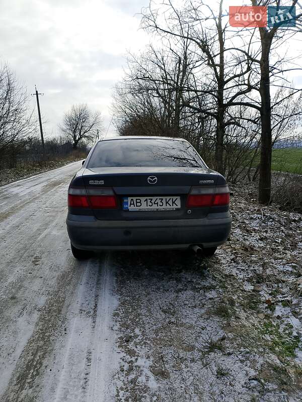 Седан Mazda 626 1997 в Теплику