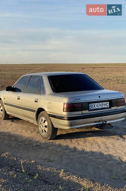 Седан Mazda 626 1987 в 