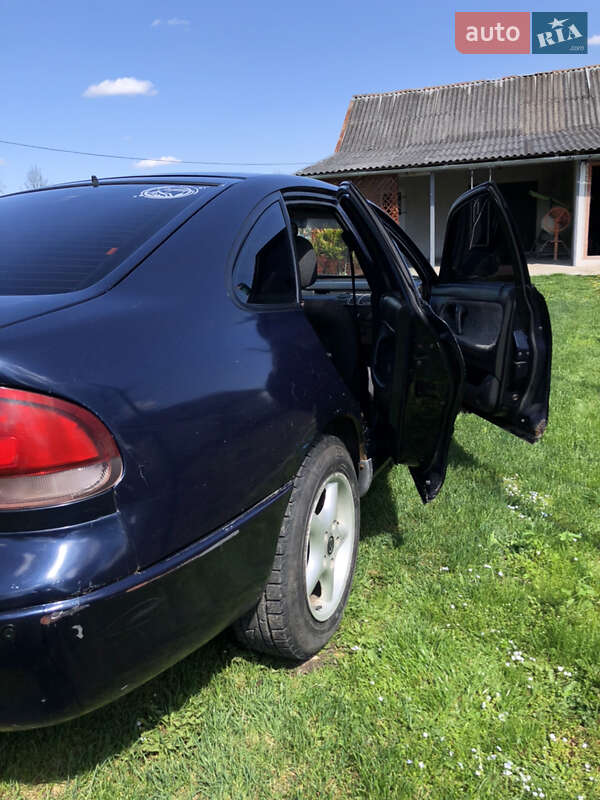 Хэтчбек Mazda 626 1996 в Львове