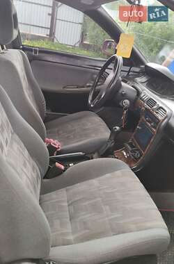 Седан Mazda 626 1994 в 