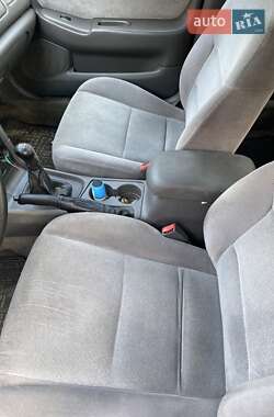 Седан Mazda 626 1999 в 